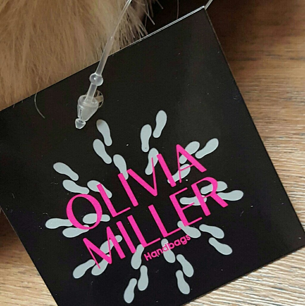 Olivia Miller 'Iselle' All Over Fur Shoulder Bag - Picture 6 of 6